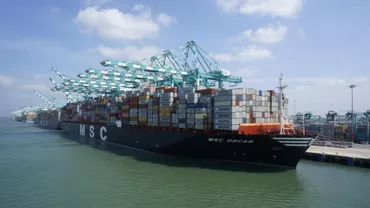 ALERTĂ în largul mării! O navă a PIERDUT 270 de containere. Trei conţin substanţe EXTREM DE PERICULOASE