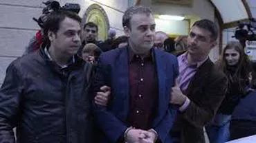 Guvernul Dăncilă vrea să scoată o carte, pe bani publici, despre marile sale realizări. Darius Vâlcov, acuzat de corupție, coordonatorul