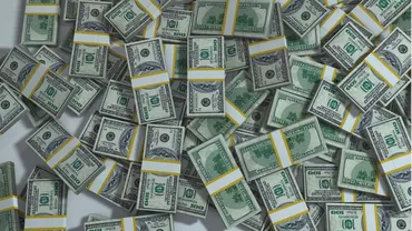 Datorie uriașă la nivel global: Suma uriașă pe care trebuie să o returneze toate statele lumii