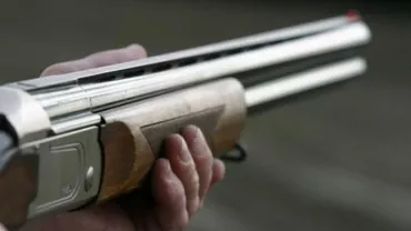 CAZ ȘOCANT în Dâmbovița: S-a ÎMPUȘCAT SINGUR în timpul unei partide de vânătoare