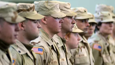 Curtea Supremă a decis: Președintele Trump poate interzice serviciul militar pentru persoanele transgender