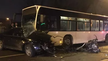 Grav accident de circulaţie în Capitală: Cel puţin două persoane au murit