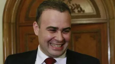 După Tudose, și Vâlcov spune că nu are conturi și carduri bancare: Sunt atât de mulți oameni care au avut bani în cont și au rămas fără ei... / Cum rezervă online o cameră la hotel sau efectuează alte operațiuni