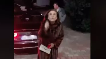 Maria Grapini, apostrofată public de un protestatar #Rezist: 'Să vă fie rușine. Furați din banii noștrii' / 'Eu apăr România la Bruxelles' (VIDEO)