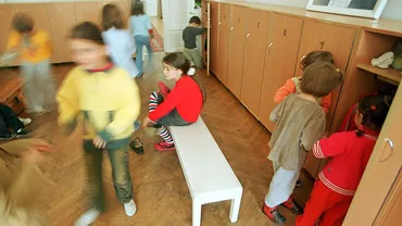 Absenteism în masă în grădiniţe datorită temei de gripă