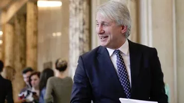 Ministrul Teodorovici ia în derâdere EPIDEMIA DE GRIPĂ: 'M-a vaccinat mama la naștere. Mai trebuia?' (VIDEO)