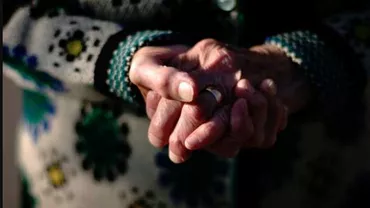 Constanța: O bătrână s-a ales cu dosar penal după ce a furat mâncare de 35 de lei