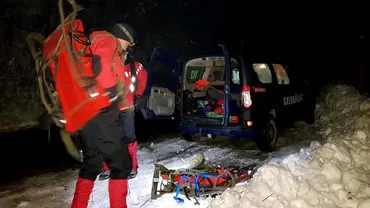 TRAGEDIE! O avalanșă a surprins mai multe persoane pe snowmobile... Salvamontiștii din TREI JUDEȚE au intervenit de URGENȚĂ