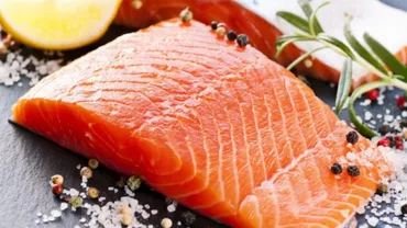 ALERTĂ ALIMENTARĂ! Somon contaminat cu Listeria în TREI HIPERMARKETURI din țară