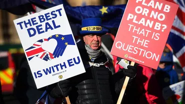 Cu cinci săptămâni înainte de Brexit, Marea Britanie şi Uniunea Europeană au RELUAT negocierile. Pe ce teme se concentrează cele două părți
