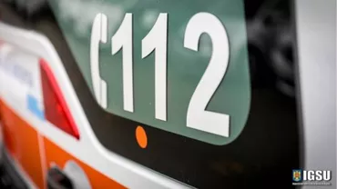 Un microbuz S-A RĂSTURNAT în urmă cu puţin timp! Pasagerii, ieșiţi prin geam (VIDEO)