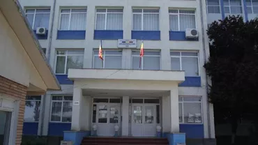 INVESTIȚIE CONTROVERSATĂ la Galați: Un liceu a fost dotat cu 33 de centrale termice. Doar trei dintre ele sunt în funcțiune (VIDEO)