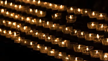 DOLIU TERIBIL în lumea muzicii! Juraţii de la 'VOCEA' sunt DEVASTAŢI: Celebra cântăreaţă A MURIT la doar 33 de ani, în urma unui INFARCT (FOTO, VIDEO)