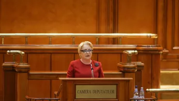 CIRC ÎN PARLAMENT. Dăncilă: Decât să vorbesc liber și să spun prostii, mai bine să am o hârtiuță în față și să spun lucruri corecte! / Iordache (PSD): Finalizați, doamna prim-ministru... (VIDEO)