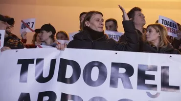 Marius Manole: Dacă nu ieșim din acest haos, EU PLEC DIN ȚARĂ! Cu toţii vom pleca... Eu nu ştiu cum vom trăi în România dacă România va fi pe mâna acestor hoţi (VIDEO)