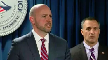 Scandal în SUA: Actori de la Hollywood, afaceriști și antrenori de top ar fi dat MITĂ sume uriașe de bani pentru a-și înscrie copiii la universități de renume