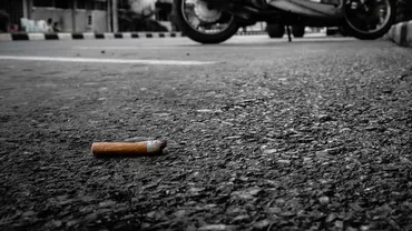 'Ăla a fost un chiștoc, nu un car de bălegar!' Tânără din București, revoltată că iubitul ei a fost amendat cu 2.000 lei după ce a aruncat pe jos țigara