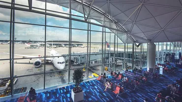 Care sunt cele mai AGLOMERATE 20 aeroporturi din lume şi câţi pasageri au existat la nivel global (FOTO)