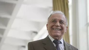 Ion Iliescu, dus de URGENȚĂ la SPITAL: Fostul președinte, OPERAT PE INIMĂ