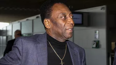 Pele are probleme GRAVE de sănătate: Va fi OPERAT! Ce spun medicii despre starea legendarului fotbalist (FOTO)