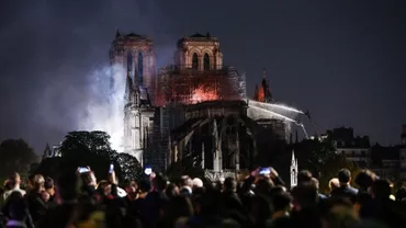Primul REGE care DONEAZĂ pentru reconstrucția Catedralei Notre Dame: 'Imaginile NU m-au lăsat să dorm'