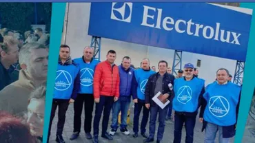 Angajații ELECTROLUX, protest în fața Ambasadei Suediei din București: 'O să mergem și la Stockholm, să afle și cei de acolo' (VIDEO)