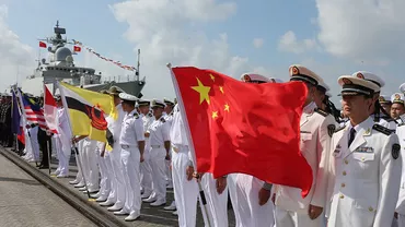 Demonstraţie de forţă în timpul unei parade militare. Cu ce arme noi se laudă China