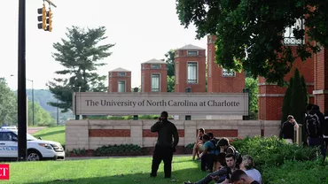 Un nou ATAC ARMAT la o universitate din Statele Unite (VIDEO)