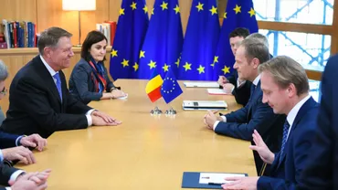 Klaus Iohannis, în inspecție la Sibiu. Președintele verifică stadiul pregătirilor pentru Summitul UE și îi răspunde lui Donald Tusk