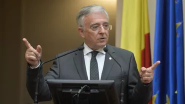 BNR a majorat prognoza de inflaţie. Isărescu, un nou atac la adresa Guvernului