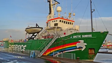 Nava emblematică a Greenpeace, în portul Constanța. Ce misiune au activiștii în țara noastră