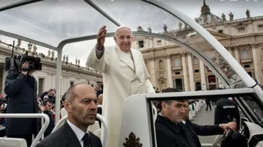 Cu ce mașină se va deplasa Papa Francisc în România? Restricții de circulație