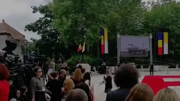 Cum s-a văzut din curtea Palatului Cotroceni sosirea Papei Francisc pe Aeroportul Otopeni (VIDEO)