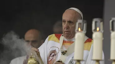 Papa Francisc, a doua zi în România: Suveranul Pontif a oficiat Sfânta Liturghie în fața a peste o sută de mii de pelerini. IMAGINI IMPRESIONANTE de la Șumuleu Ciuc (FOTO, VIDEO)