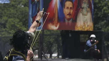 Venezuela, ca în România din timpul lui Nicolae Ceauşescu. Care sunt cauzele reale ale penelor de curent din ţară