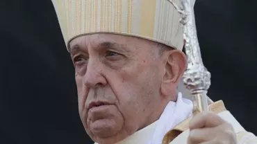 Papa Francisc a oficiat slujba de beatificare a șapte episcopi greco-catolici martiri, pe Câmpia Libertăţii din Blaj: IMAGINI IMPRESIONANTE din capitala catolicismului românesc (FOTO, VIDEO)