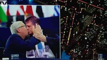 FAKE NEWS al unei televiziunii maghiare: Imagine editată cu Juncker sărutându-se cu Iohannis, folosită într-o campanie anti-Uniunea Europeană (FOTO)