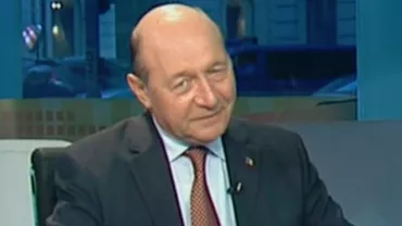 Băsescu: PSD-iștii par a fi prăbușiți moral, iar Iohannis, pe bună dreptate, profită / Pactul are în spate referendumul și asta îi dă forță (VIDEO)
