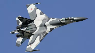 Alarmă la baza NATO în care erau prezenţi premierul Spaniei și președintele Lituaniei. Un avion rusesc a ameninţat!
