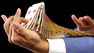 A eșuat! Un magician a dispărut într-un râu după un număr de magie. Există posibilitatea să se fi înecat