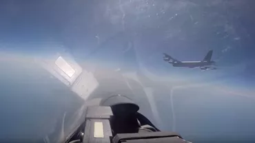 LA UN PAS DE RĂZBOI: Bombardiere americane, interceptate de ruși deasupra Mării Negre şi Mării Baltice (VIDEO)