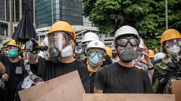 UPDATE // Clădirea parlamentului din Hong Kong, evacuată de forțele de ordine