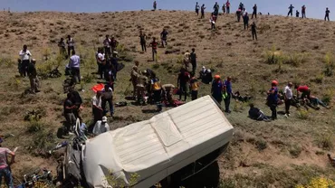 Accident CUMPLIT în Turcia: Cel puțin 15 oameni au murit, iar alți 50 au fost răniți (FOTO, VIDEO)