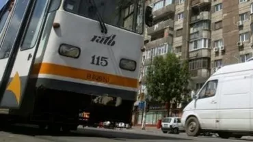 ACCIDENT ÎN BUCUREȘTI! 2 TRAMVAIE S-AU CIOCNIT! BILANȚUL VICTIMELOR