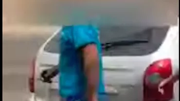 Un arădean se afla pe stradă când a observat o scenă incredibilă. A scos telefonul mobil și a filmat totul. Este HALUCINANT (VIDEO)