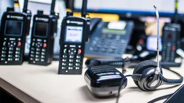 STS cumpără mașini de lux, laptopuri de ultimă generație și telefoane, în plin scandal al crimelor de la Caracal: Cât costă achizițiile 