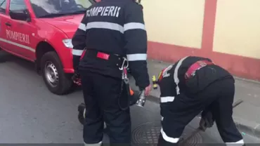 UPDATE // ALERTĂ ÎN BUCUREȘTI! Un copil a anunțat la 112 că a fost băgat într-un CANAL / Apelul s-a dovedit a fi FALS
