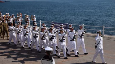 UPDATE // Imagini de colecție de la Ziua Marinei Române de la Constanța, cel mai mare spectacol naval din România. Șeful Forțelor Navale: O onoare pentru noi, oamenii mării, să vă avem alături (VIDEO)