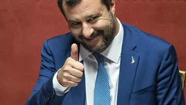 Matteo Salvini anunță că va autoriza debarcarea minorilor blocați pe Mediterană: `Împotriva voinței sale` și doar pentru că așa i-a cerut premierul Giuseppe Conte