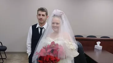 Un cuplu a murit la mai puţin de cinci minute de la căsătorie, chiar sub ochii mamei mirelui (FOTO, VIDEO)